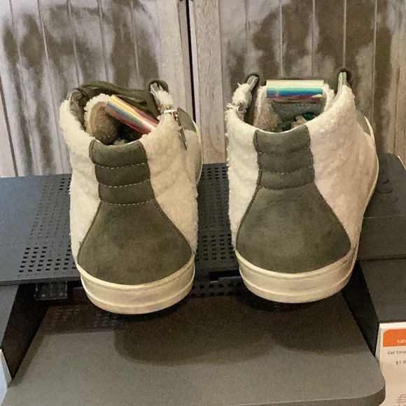 P448 like new sz. 39 Sherpa & leather sneakers - Picture 10 of 15